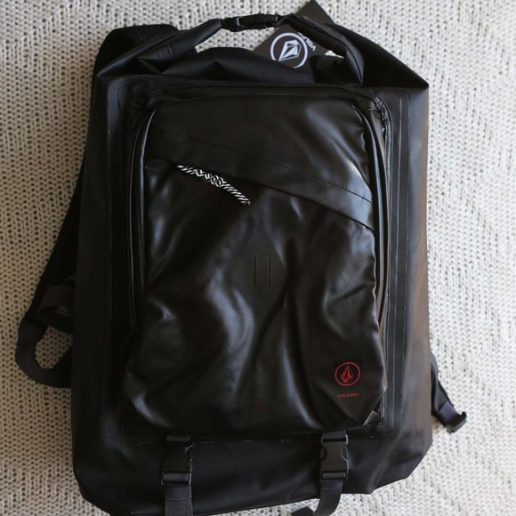 Volcom Other - Volcom Mod Tech Dry Bag NWT Black 24L Waterproof